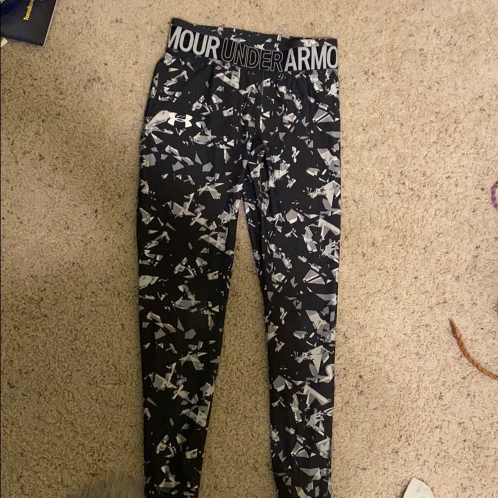 Kids Under armour full length leggings!